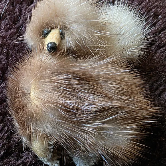 Fur Pin Poodle - Picture 2 of 5